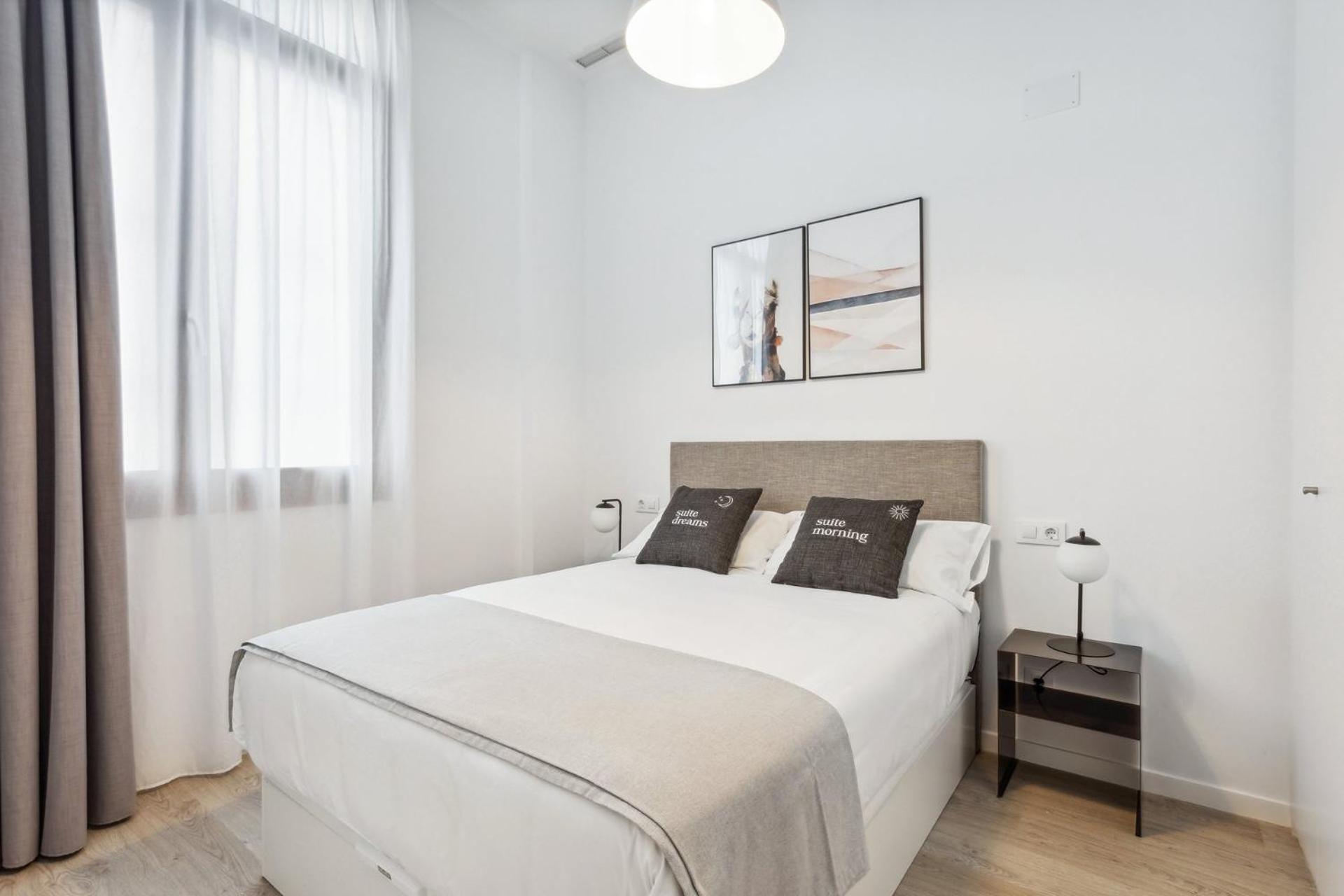 Limehome Valencia Calle De Cadiz Kamer foto