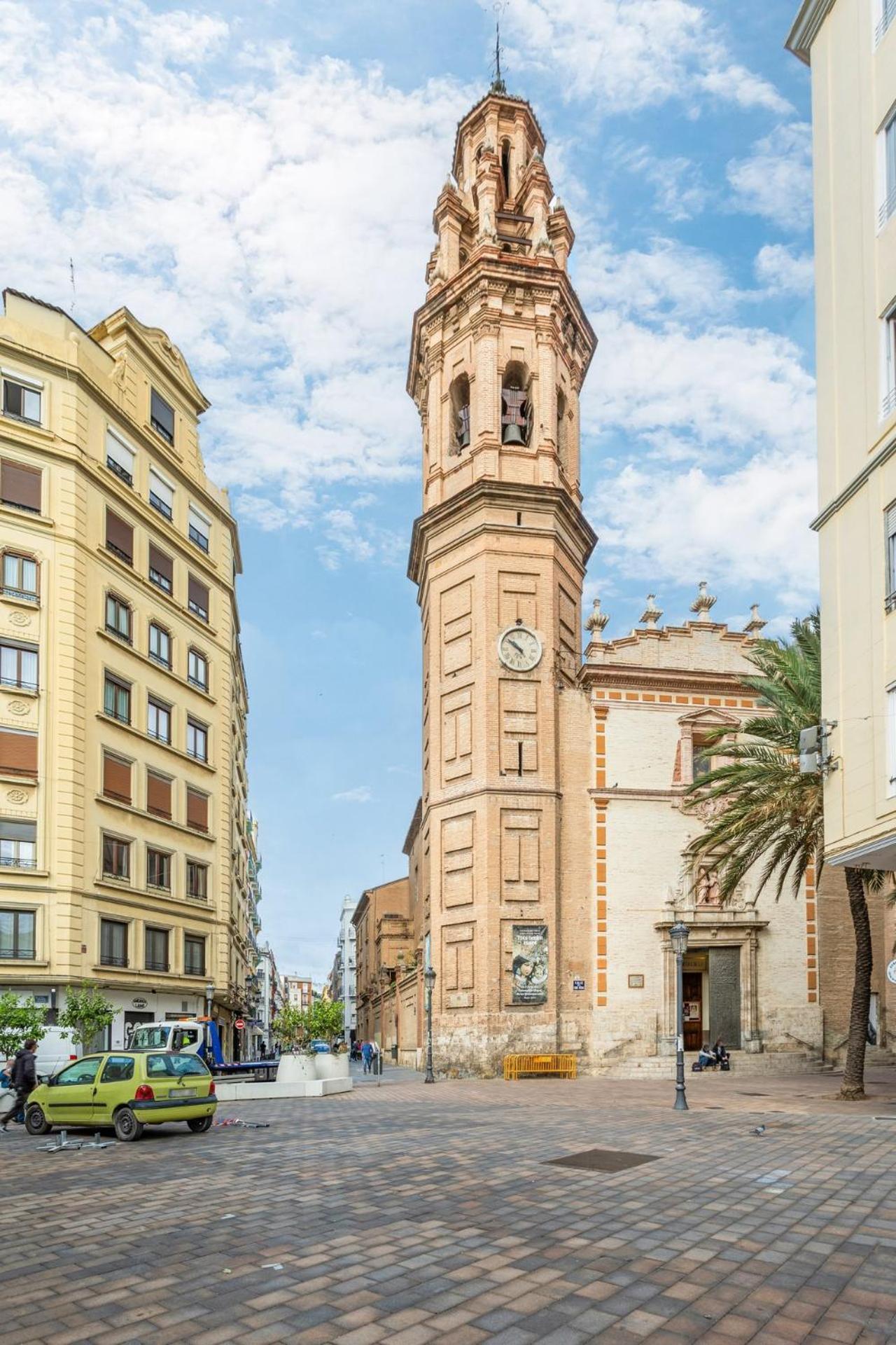 Limehome Valencia Calle De Cadiz Buitenkant foto