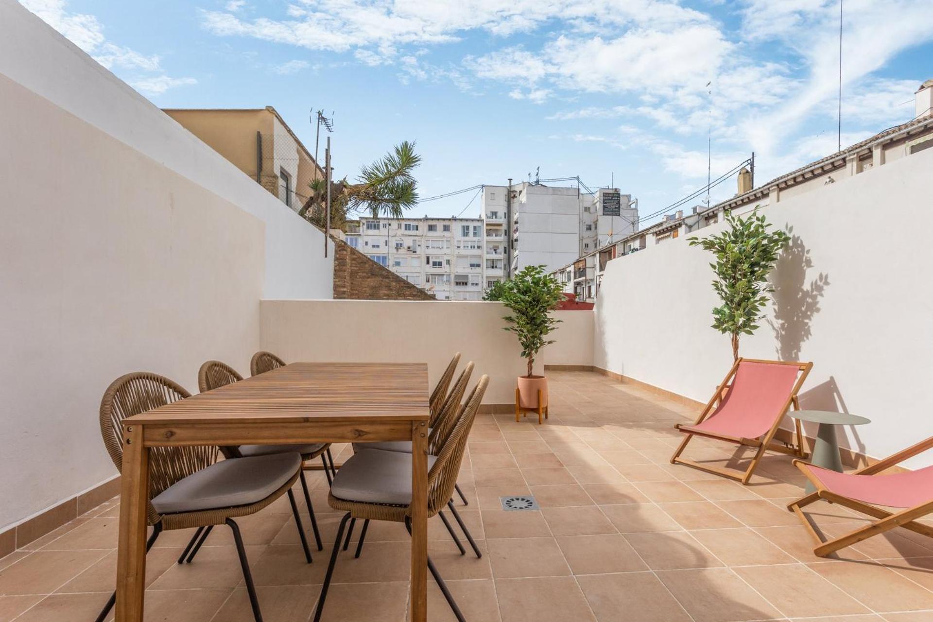 Limehome Valencia Calle De Cadiz Buitenkant foto