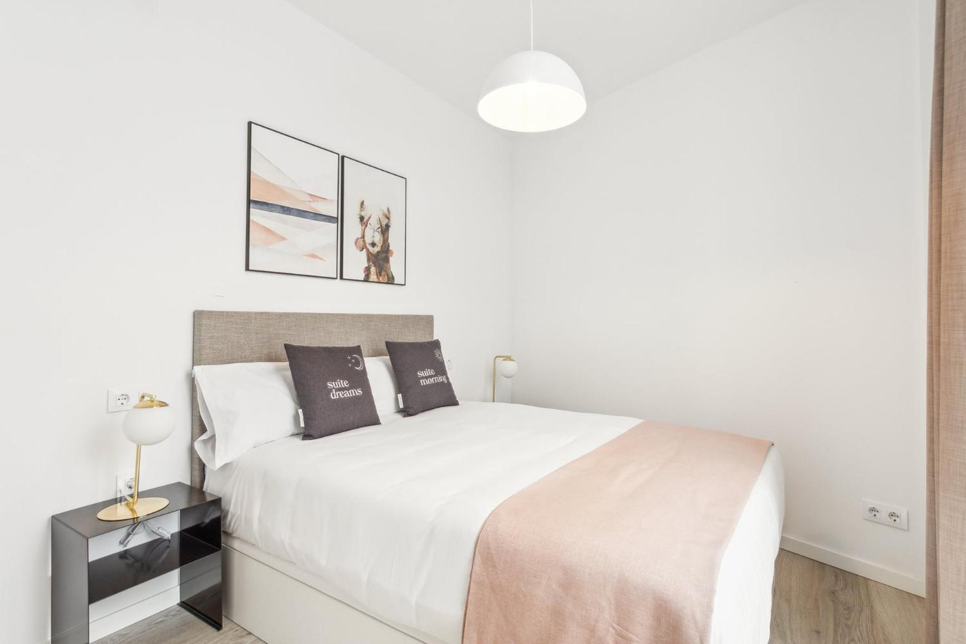 Limehome Valencia Calle De Cadiz Kamer foto