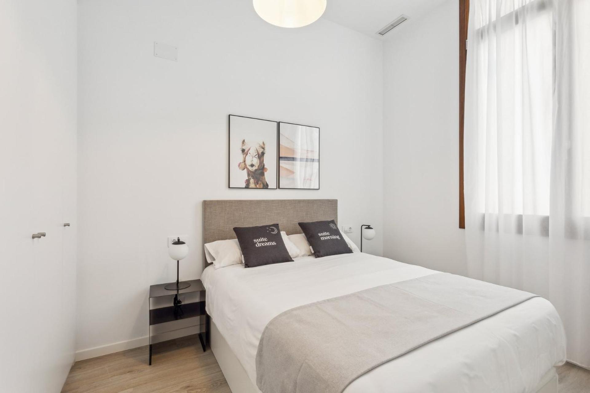 Limehome Valencia Calle De Cadiz Kamer foto